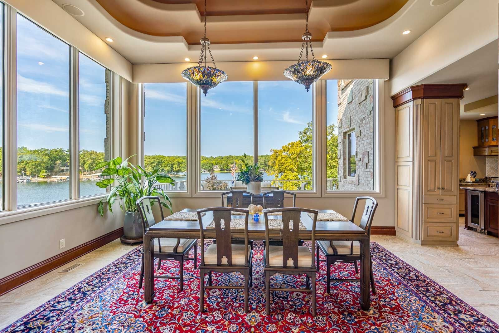 Crabapple - Dining